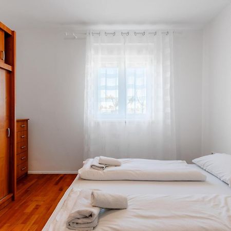 Apartment Village ニン エクステリア 写真