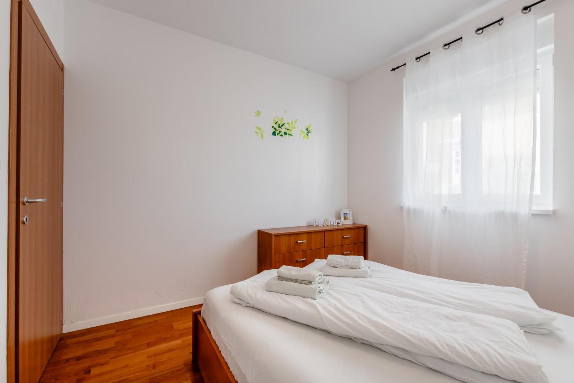 Apartment Village ニン エクステリア 写真