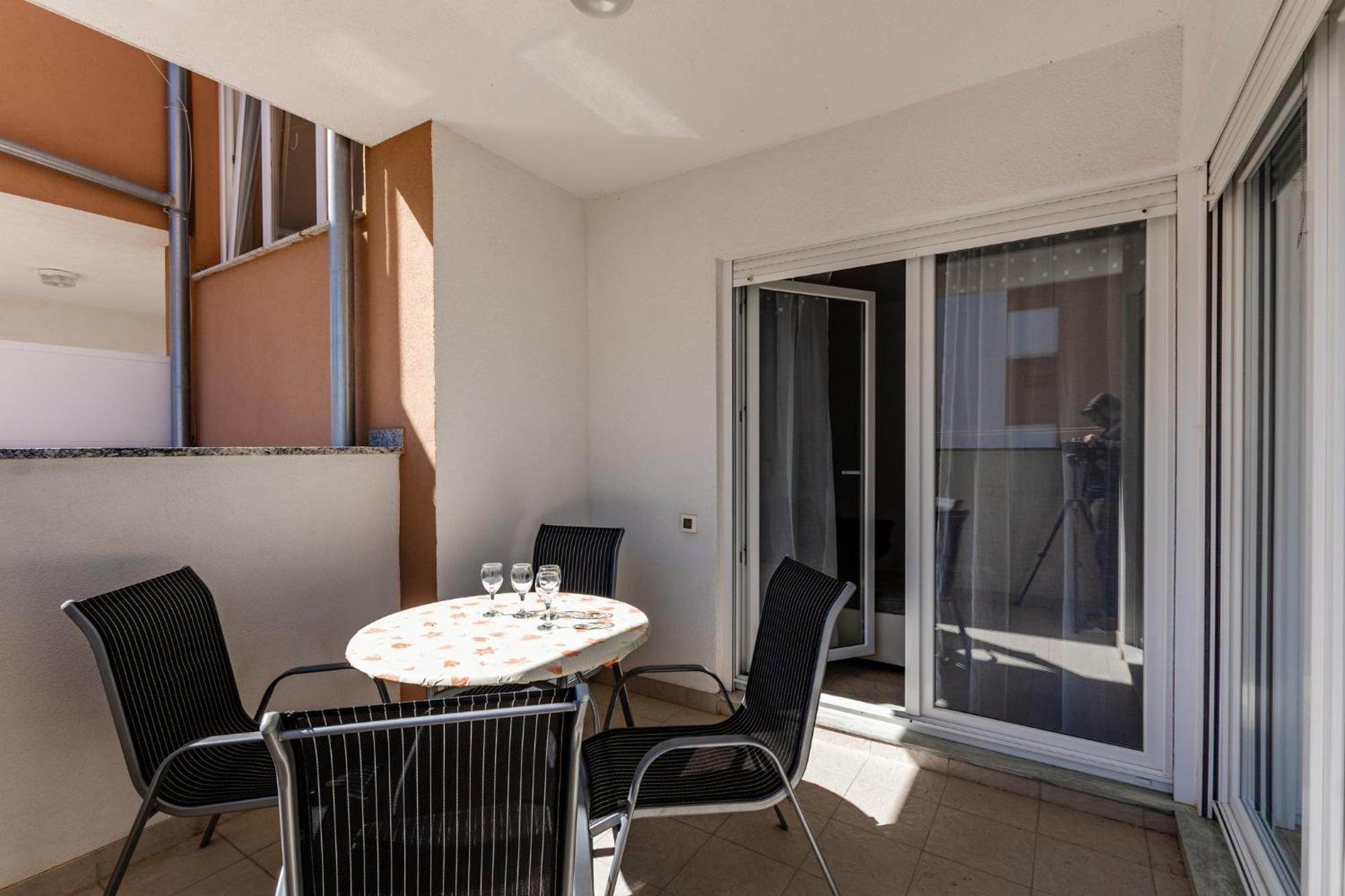 Apartment Village ニン エクステリア 写真