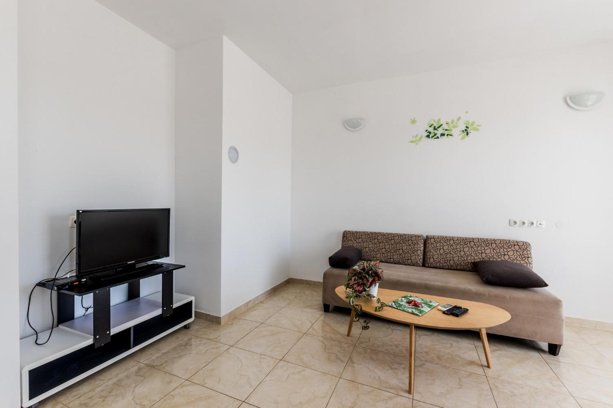 Apartment Village ニン エクステリア 写真